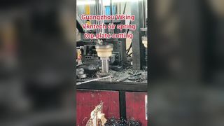 bagaimana tepi pemotong pelat atas pegas udara?